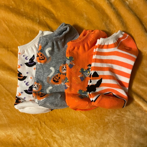 Old Navy Accessories - Old Navy Halloween ankle socks 4 pairs